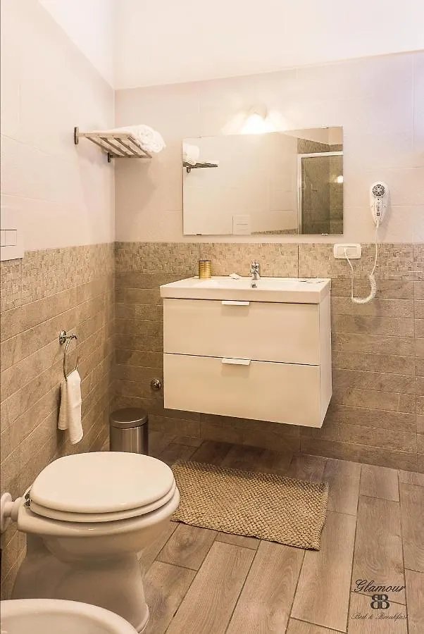 Glamour B&B 0*, Naples Italy